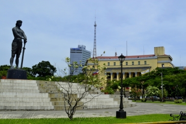 Lapu-Lapu Satue at Luneta Park
